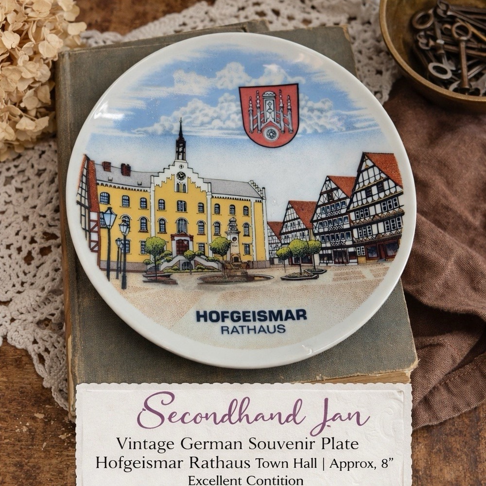 Vintage German Hofgeismar‎ Rathaus Town Hall Souvenir Plate 7 1/2"